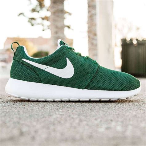 Grüne Nike Roshe One online 